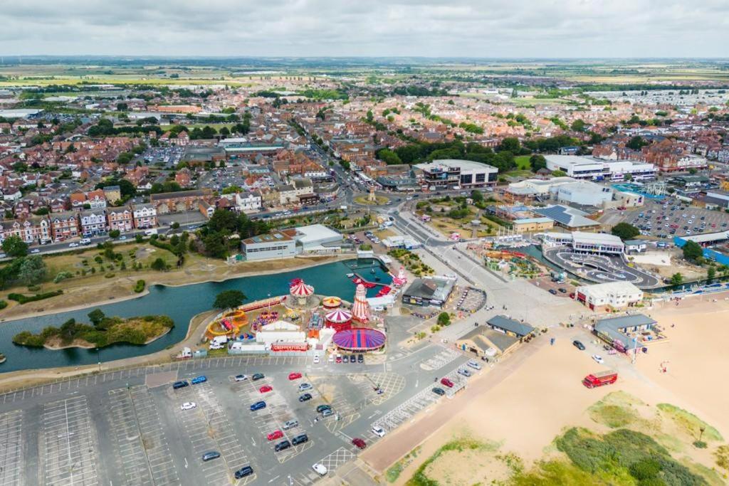 Beach Court Holiday Apartments Skegness Εξωτερικό φωτογραφία